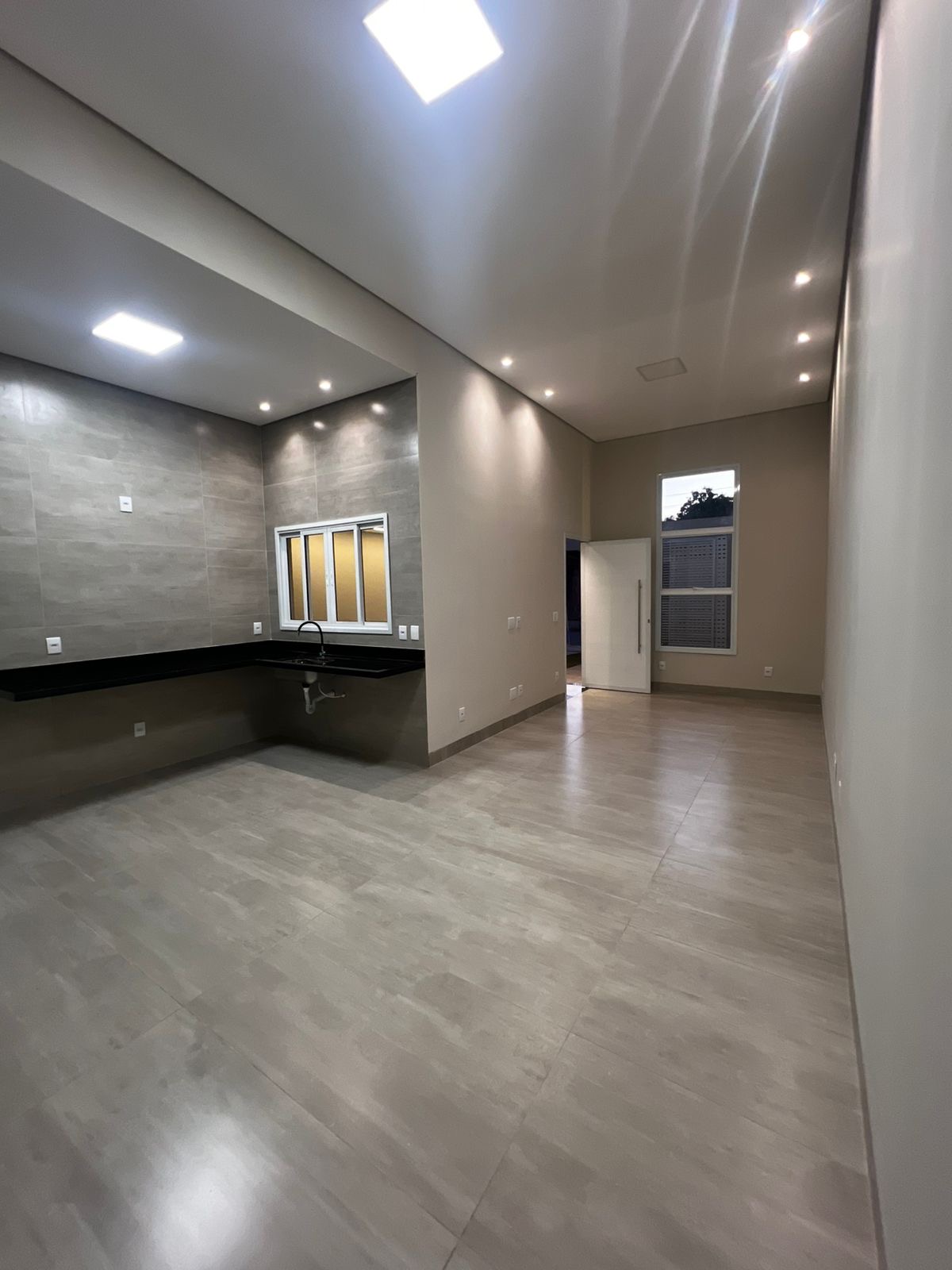 Casa térrea com piscina no Coophema — foto 7