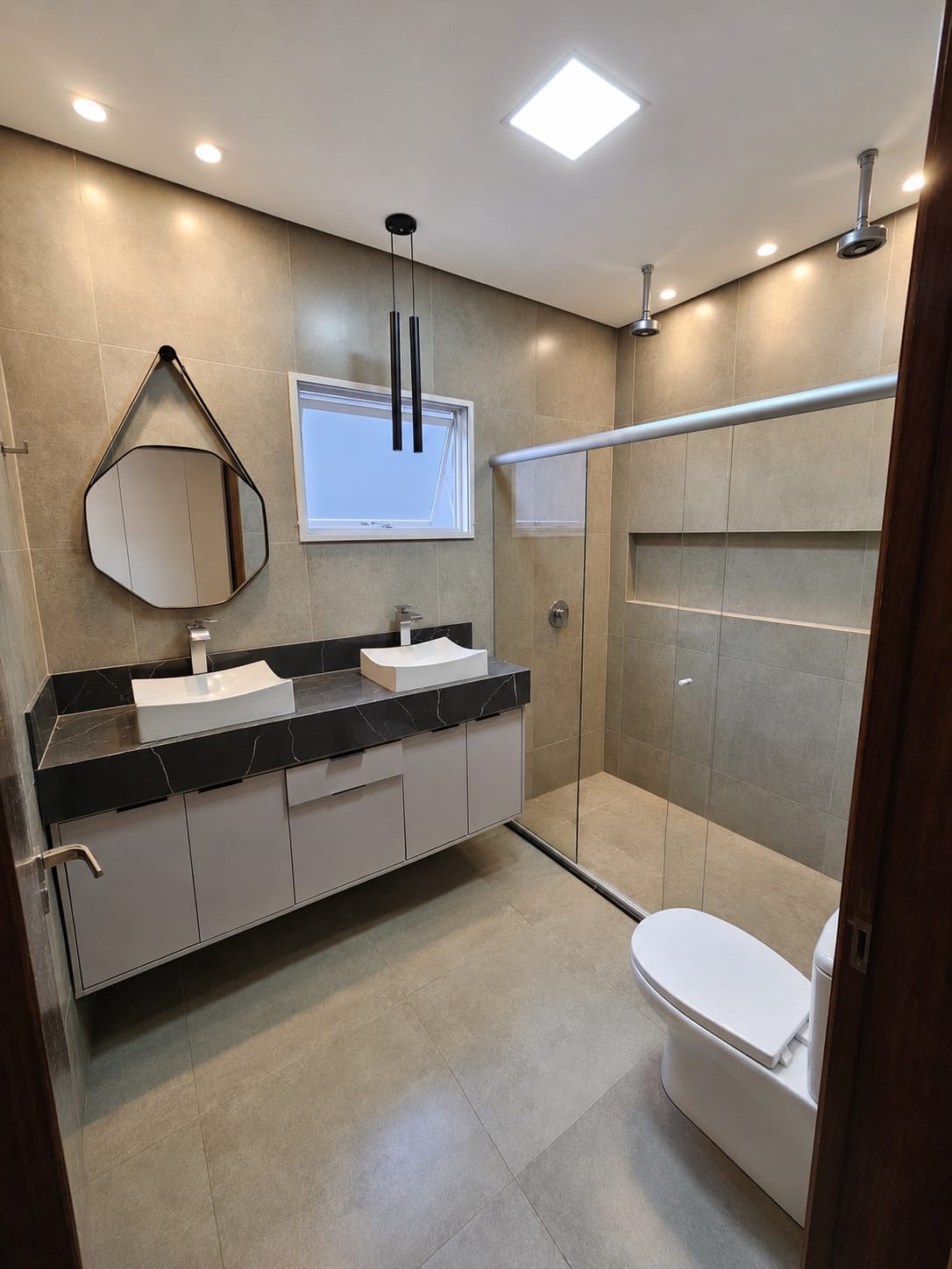 Casa de alto padrão na região central de Várzea Grande — foto 12