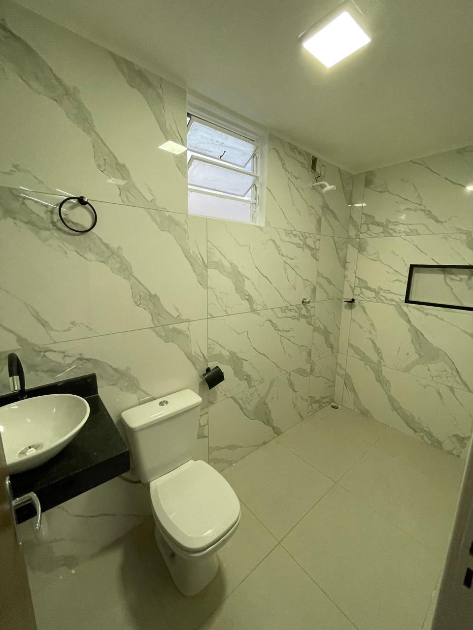 Casa no Condomínio Domingos Sávio Brandão – 230 m² — foto 3