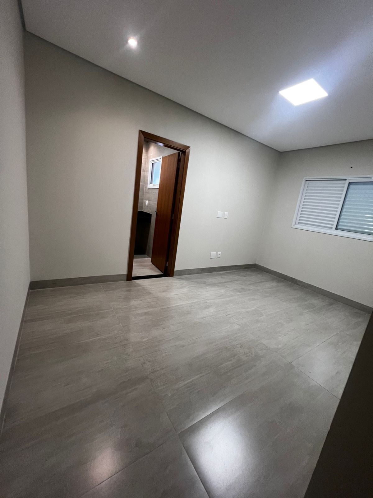 Casa térrea com piscina no Coophema — foto 8