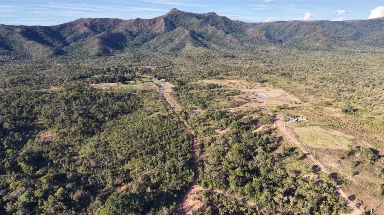 Chácara de 2 hectares no Morro de São Jerônimo